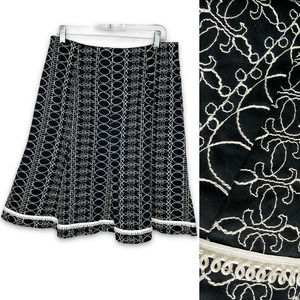 White House Black Market Embroidered Cotton Flare Skirt Sz 10